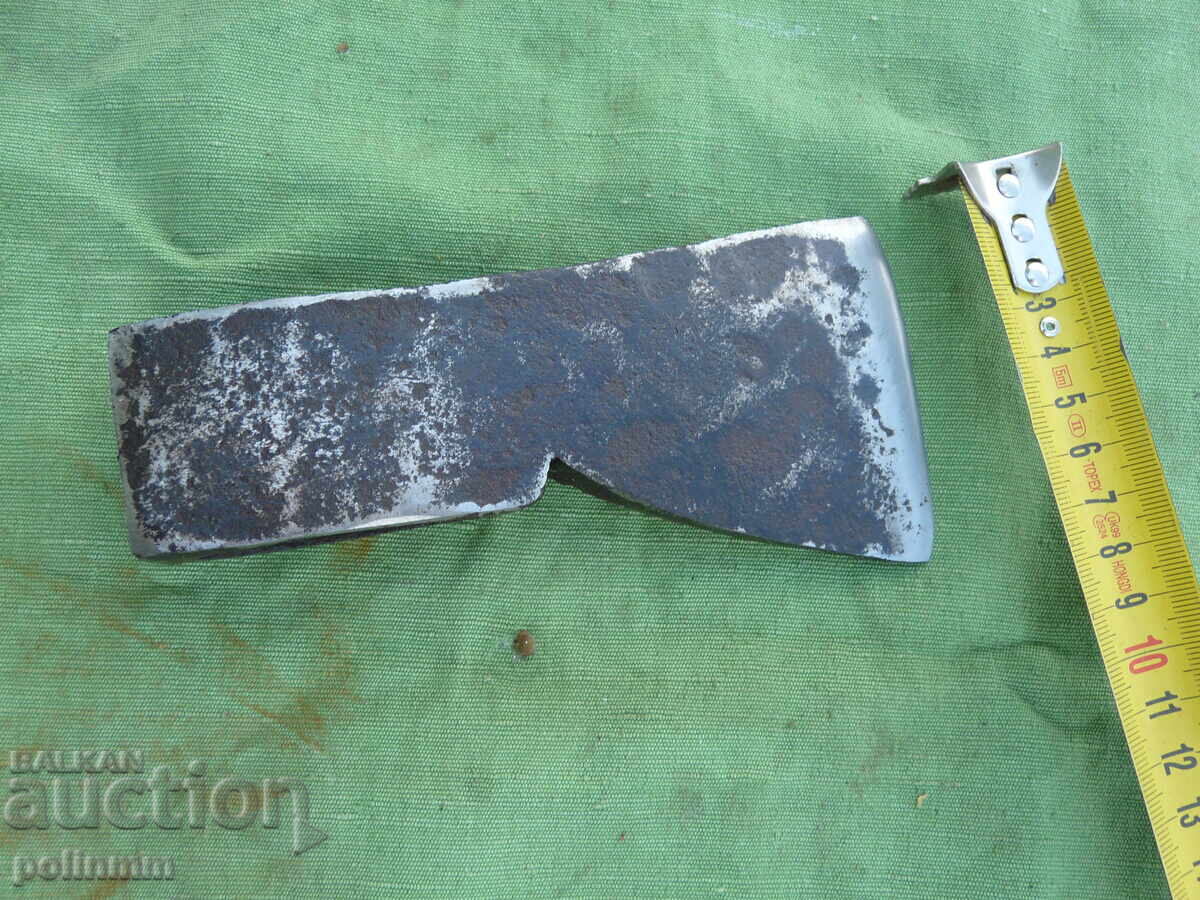 Παλιό γερμανικό τσεκούρι - 562 με τιμή 20.00 BGN | € 10.23