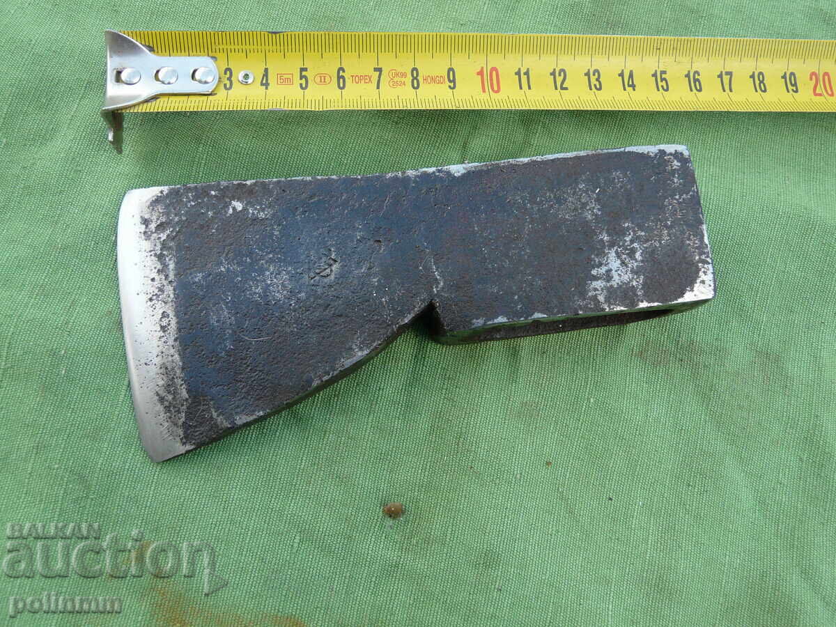 Παλιό γερμανικό τσεκούρι - 562