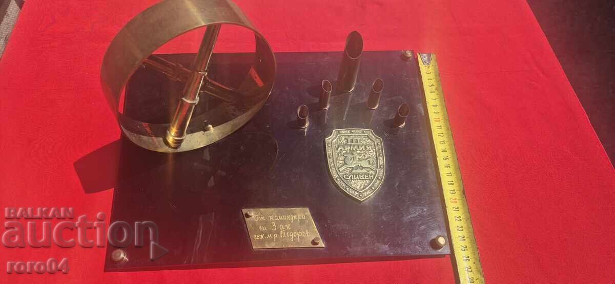 GENERAL - MAIOR T. TODOROV - ARMATA III - UNICAT - 5 GENERAL - MAIOR T. TODOROV - ARMATA III - UNICAT - 5