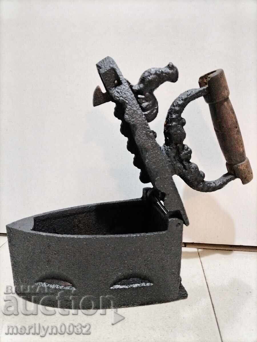 Delivery of An old iron on fire Delivery of An old iron on fire