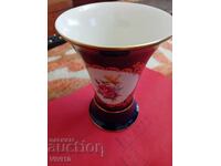 Vază de porțelan veche de 17 cm, marcată