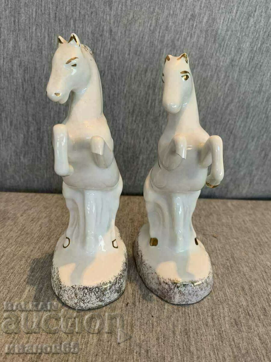 Аукцион порцеланови фигури кончета Аукцион порцеланови фигури кончета