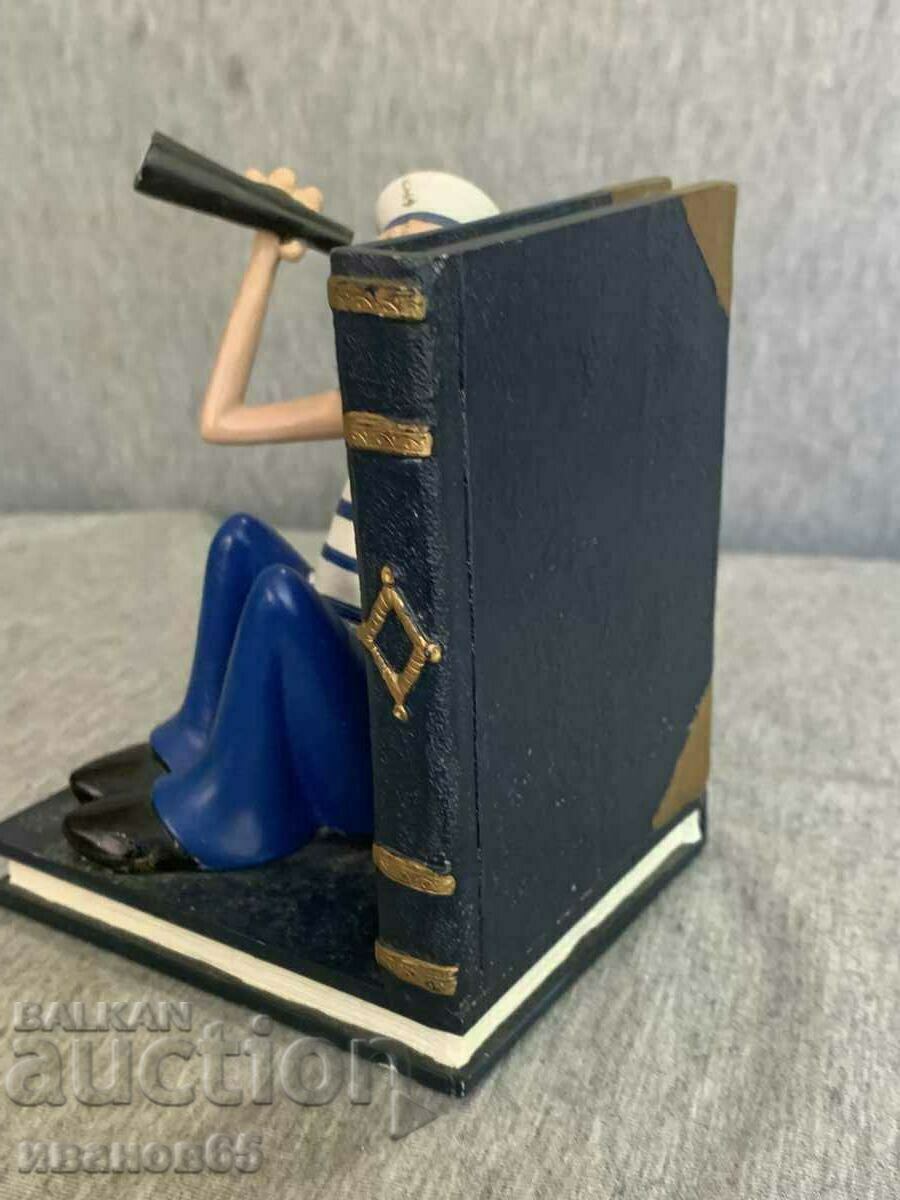 Auction  book stopper