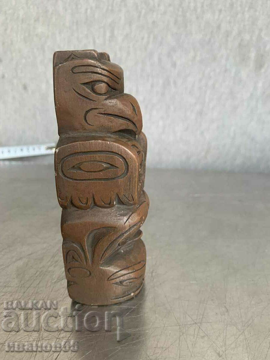 Licitație figură figurină