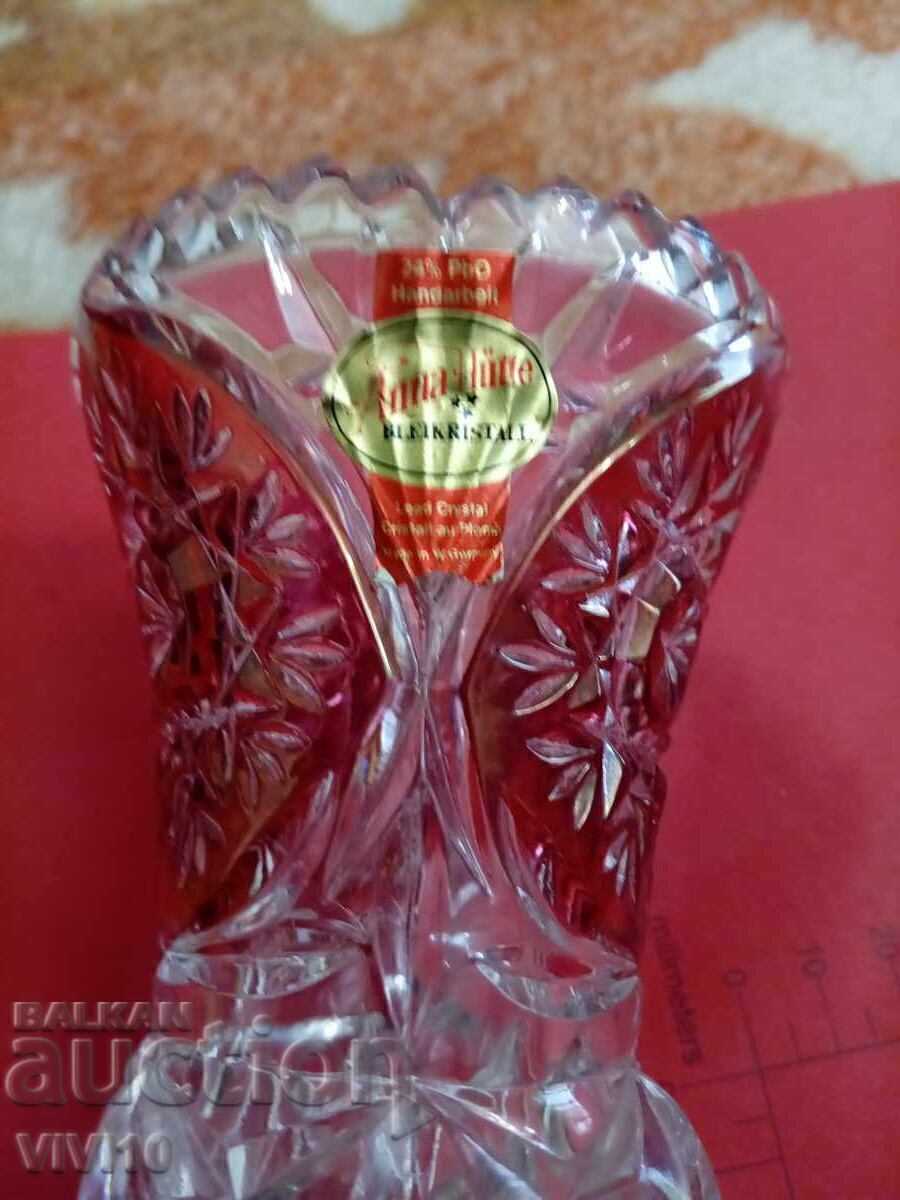 Vază veche de cristal Germany 15cm cu preț € 30.00 | 58.68 BGN