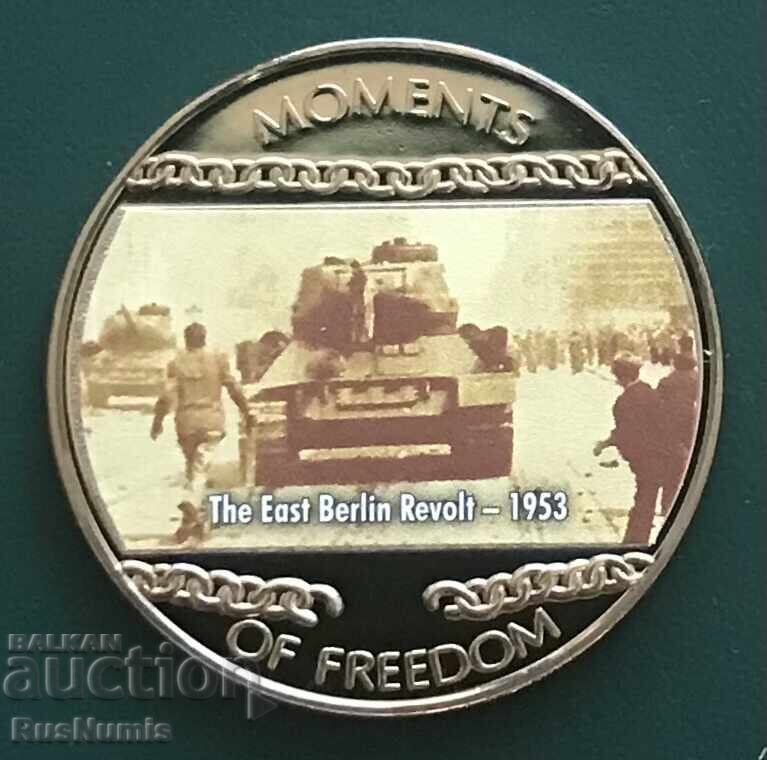 Liberia. 10 dolari 2004. Revolta din Berlinul de Est