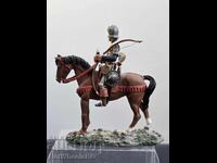 Del Prado - RĂZBOINICI MEDIEVALI: Arcaș călare britanic, C.1450