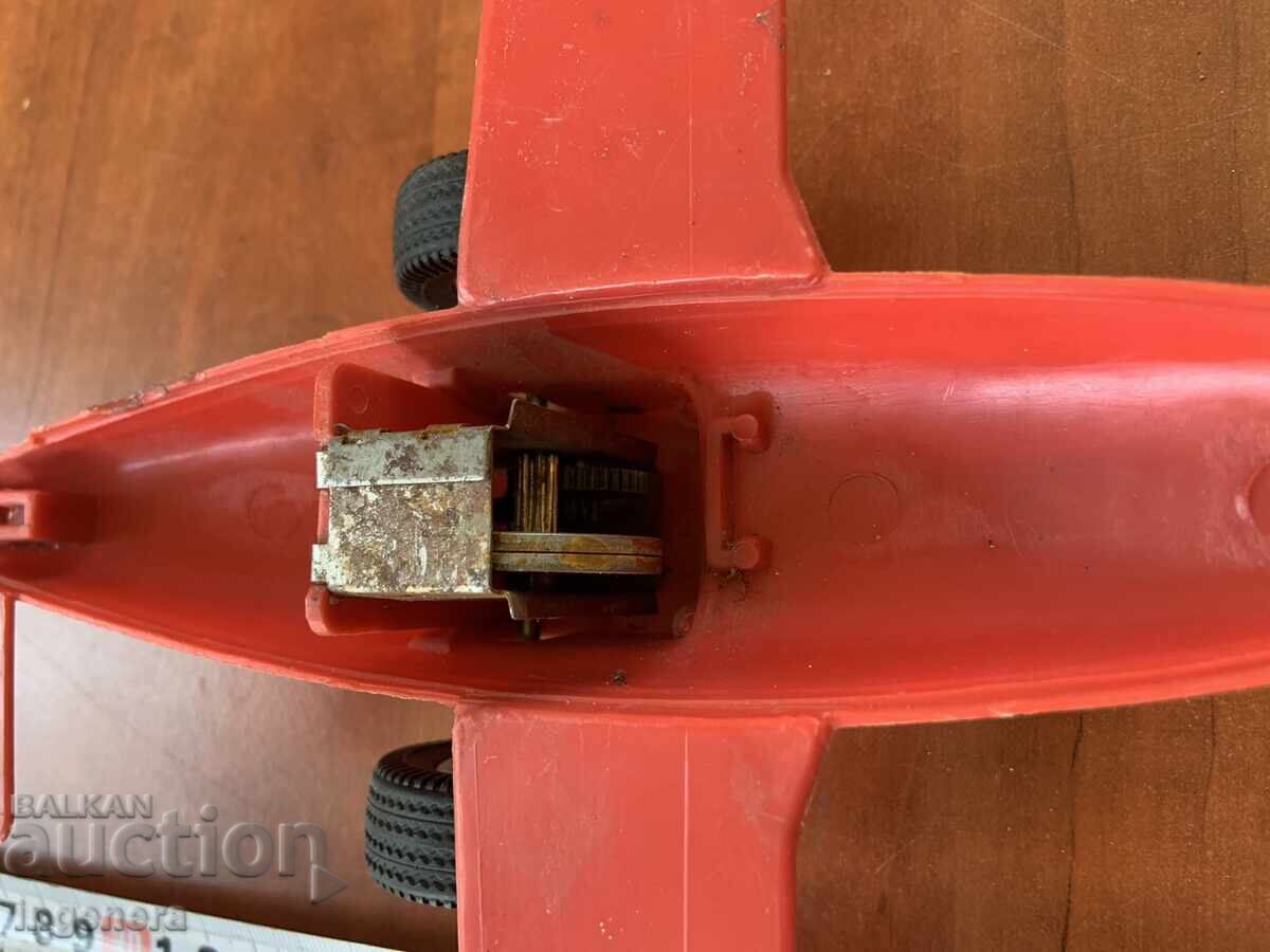 ИГРАЧКА ОТ СОЦА САМОЛЕТ ЗА ЧАСТИ - 5 ИГРАЧКА ОТ СОЦА САМОЛЕТ ЗА ЧАСТИ - 5