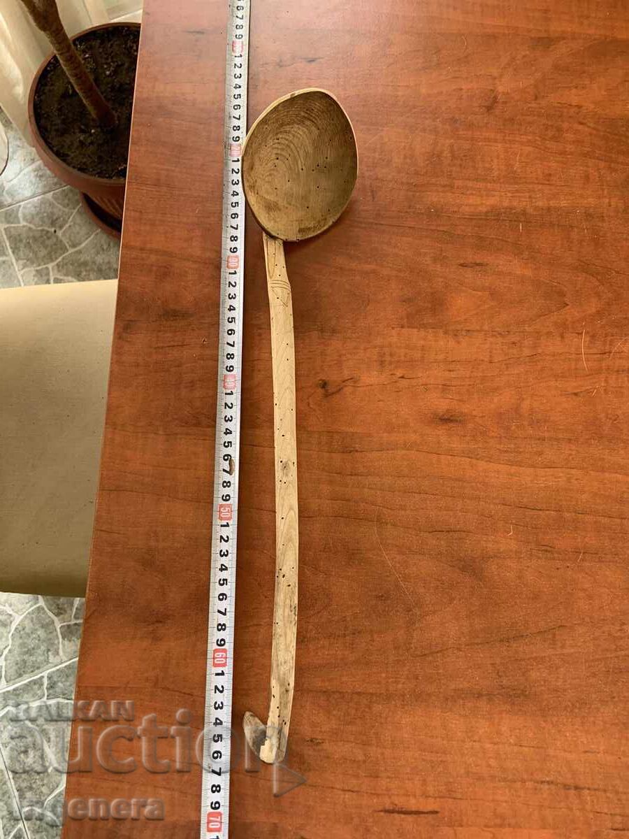 ЛЪЖИЦА ДЪРВЕНА СТАРИННА РЪЧНО ДЯЛАНА