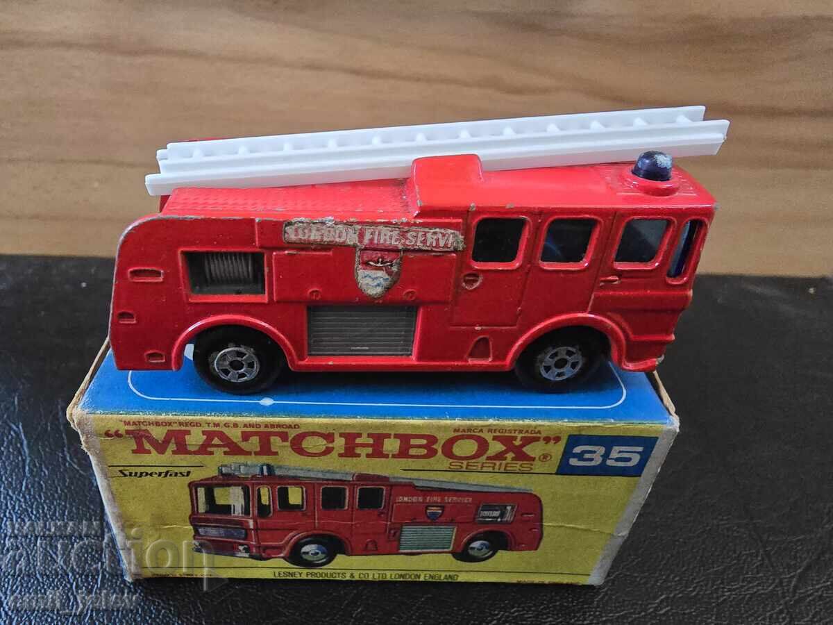 LESNEY MATCHBOX - 35A Merryweather Fire Engine 1970 original box with price 50.00 BGN | € 25.56 LESNEY MATCHBOX - 35A Merryweather Fire Engine 1970 original box with price 50.00 BGN | € 25.56