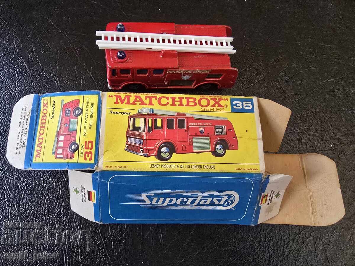 Auction LESNEY MATCHBOX - 35A Merryweather Fire Engine 1970 original box Auction LESNEY MATCHBOX - 35A Merryweather Fire Engine 1970 original box