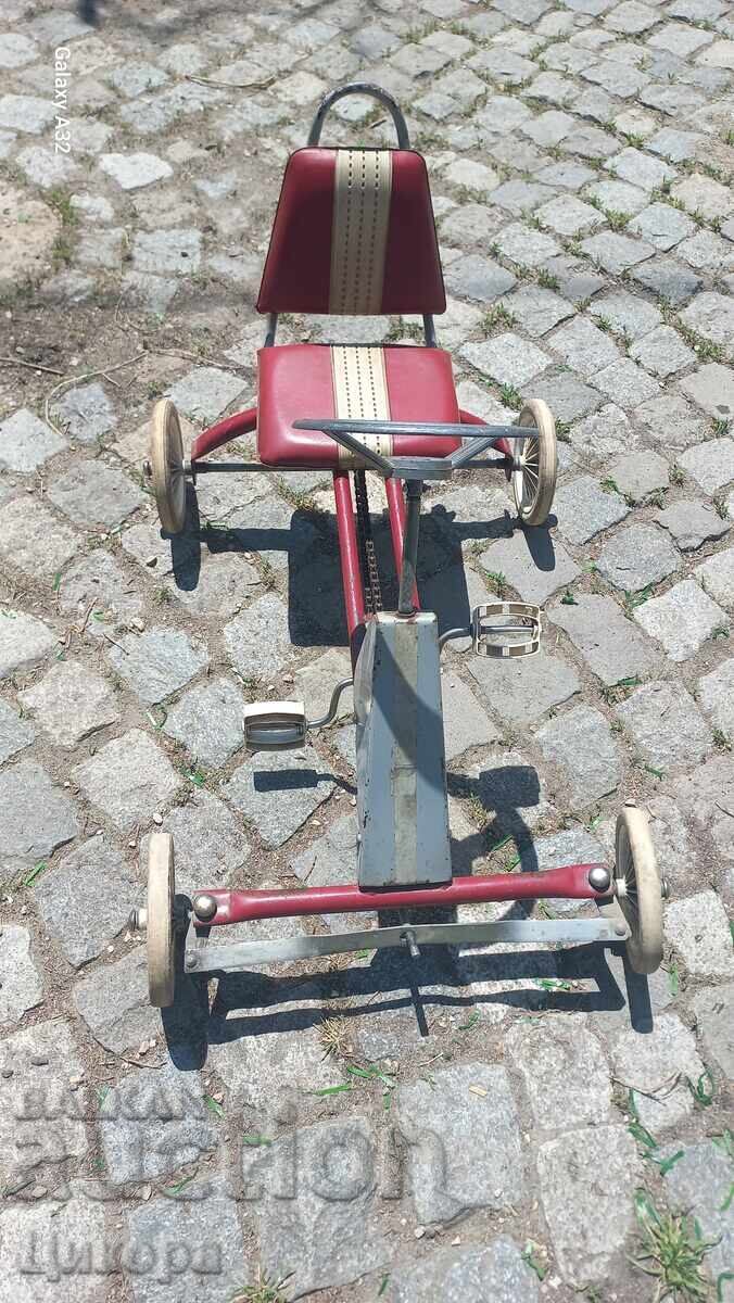 ΜΕΓΑΛΟ ΠΑΛΙΟ ΠΑΙΔΙΚΟ ΚΑΡΟΤΣΙ ΜΕ ΠΕΝΤΑΛ με τιμή 250.00 BGN | € 127.82 ΜΕΓΑΛΟ ΠΑΛΙΟ ΠΑΙΔΙΚΟ ΚΑΡΟΤΣΙ ΜΕ ΠΕΝΤΑΛ με τιμή 250.00 BGN | € 127.82