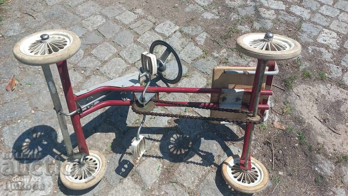 ΜΕΓΑΛΟ ΠΑΛΙΟ ΠΑΙΔΙΚΟ ΚΑΡΟΤΣΙ ΜΕ ΠΕΝΤΑΛ - 7 ΜΕΓΑΛΟ ΠΑΛΙΟ ΠΑΙΔΙΚΟ ΚΑΡΟΤΣΙ ΜΕ ΠΕΝΤΑΛ - 7