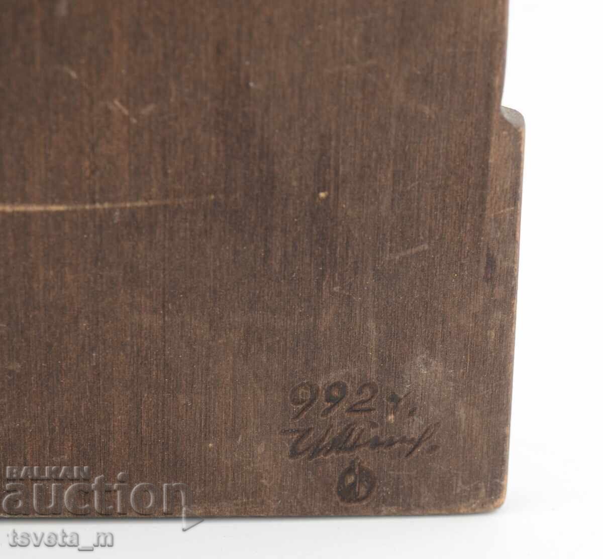 Delivery of WOOD CARVING FOR WALL PANEL