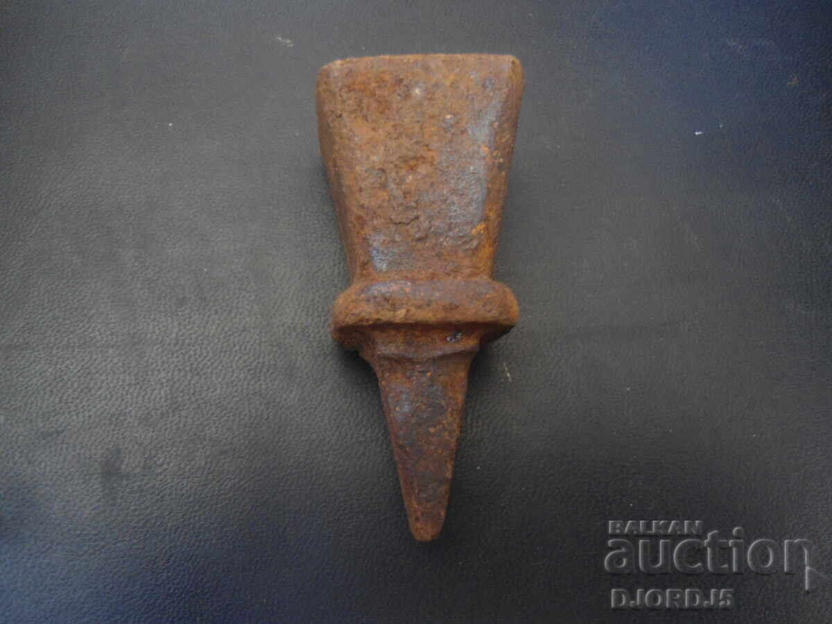 Παλιό μικρό αμόνι Παλιό μικρό αμόνι