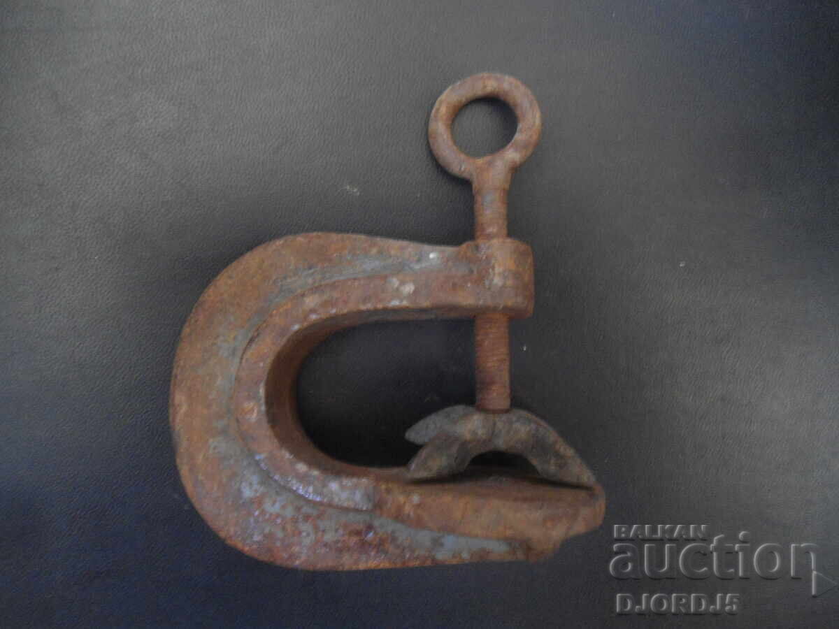 Presă veche, vulcanizator cu preț 5.00 BGN | € 2.56