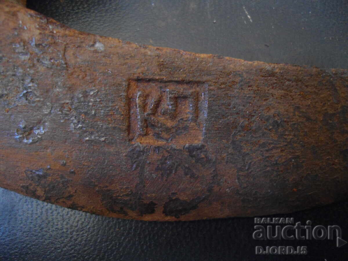 Δημοπρασία Παλιό τσεκούρι, τσεκούρι, σημάδι Δημοπρασία Παλιό τσεκούρι, τσεκούρι, σημάδι