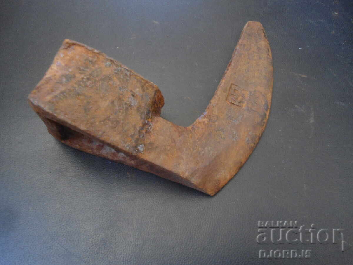 Παλιό τσεκούρι, τσεκούρι, σημάδι - 5 Παλιό τσεκούρι, τσεκούρι, σημάδι - 5