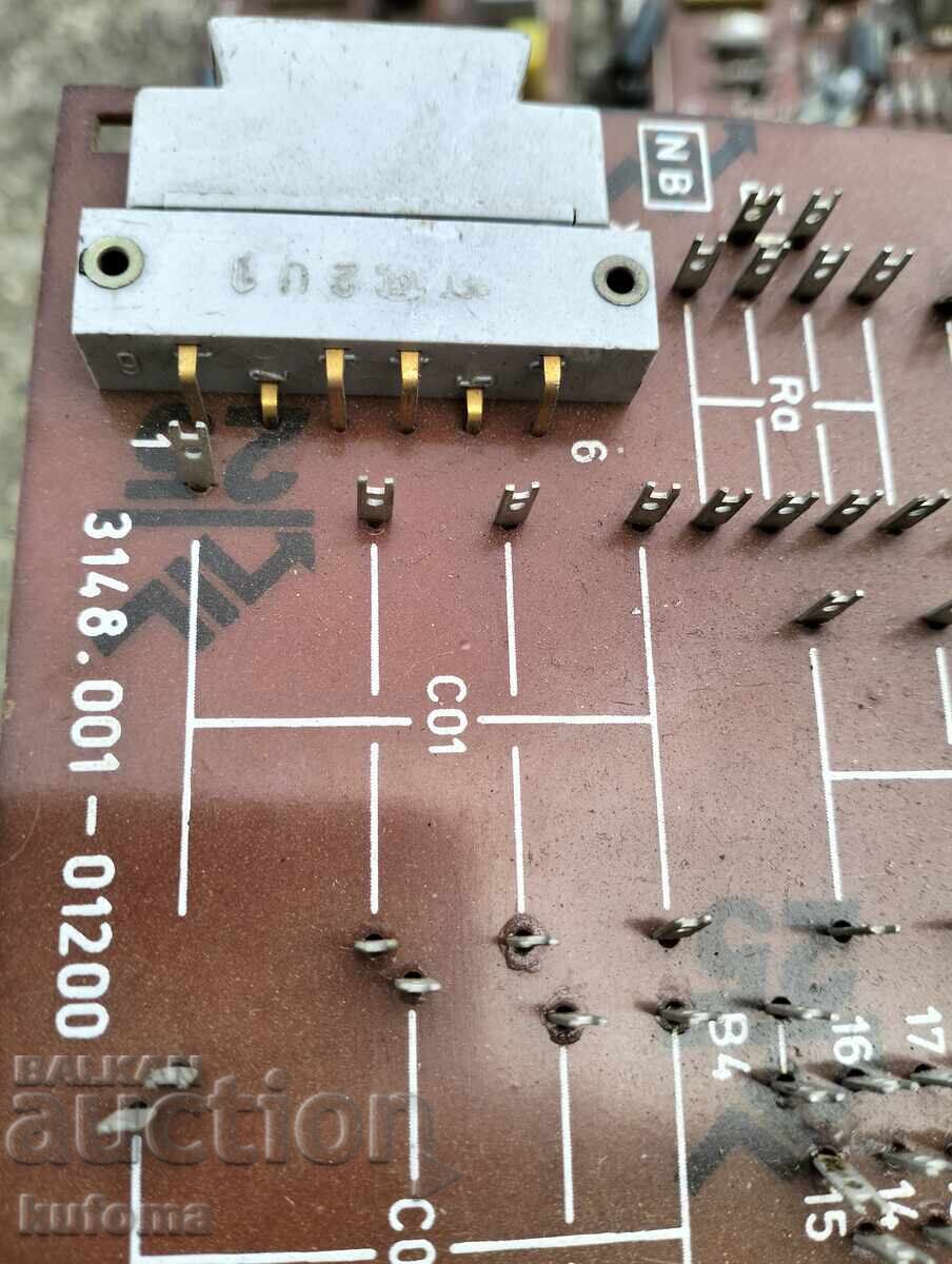 Delivery of Old scarves Delivery of Old scarves