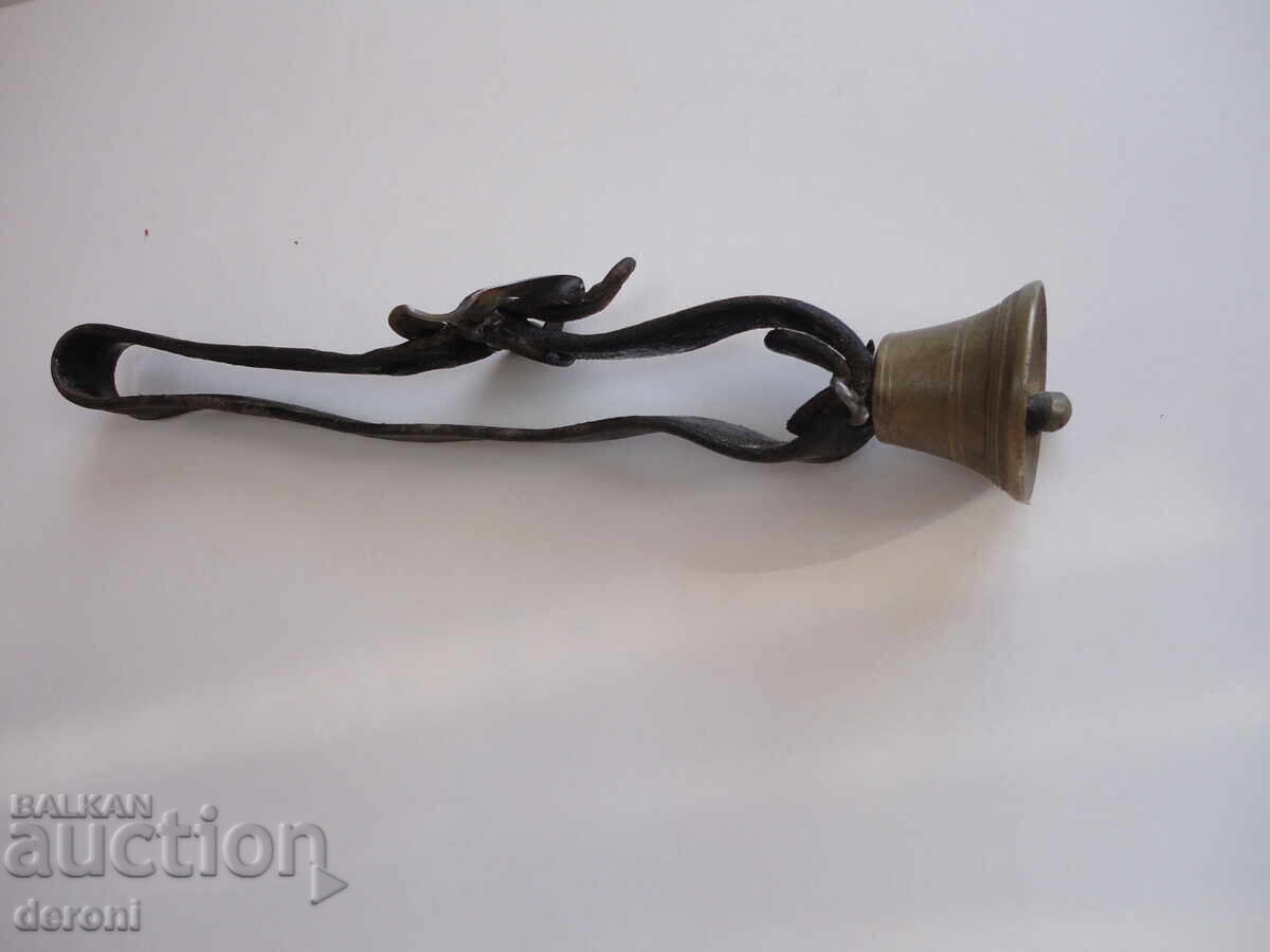 Бронзова камбанка чан с ремък оглавник катарама - 7