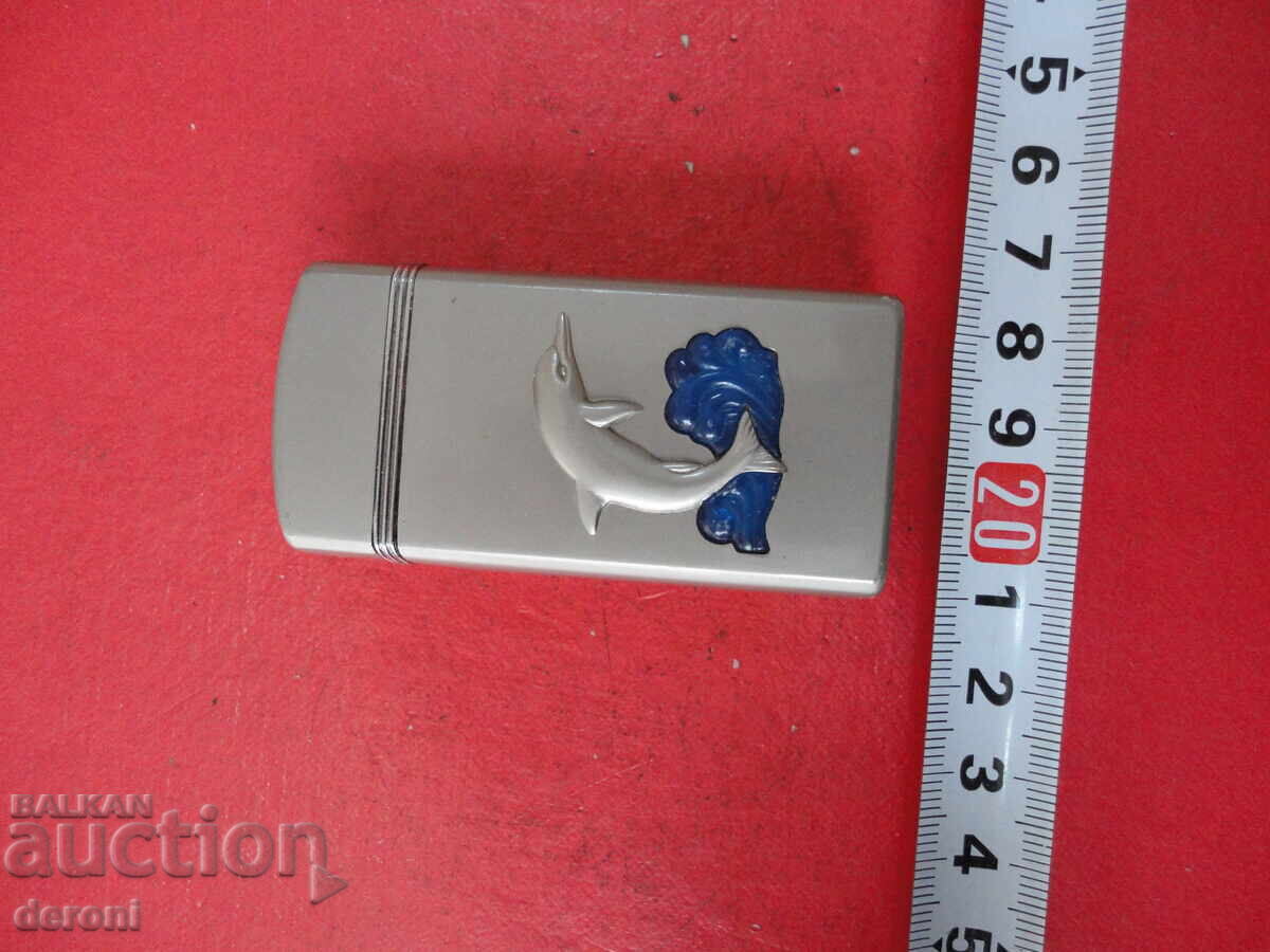 Great lighter with a Dolphin 1 with price 10.00 BGN | € 5.11