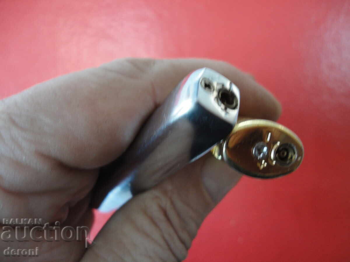 Lot of lighters with price 10.00 BGN | € 5.11