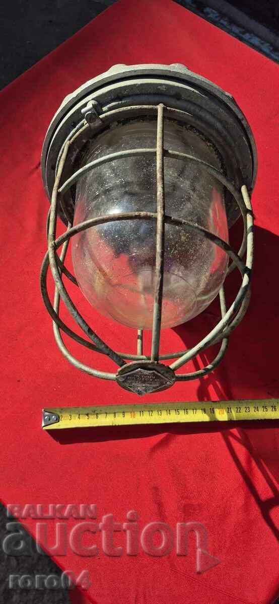 LAMPĂ ANTIEXPLOZIE - FUNCȚIONALĂ - 5