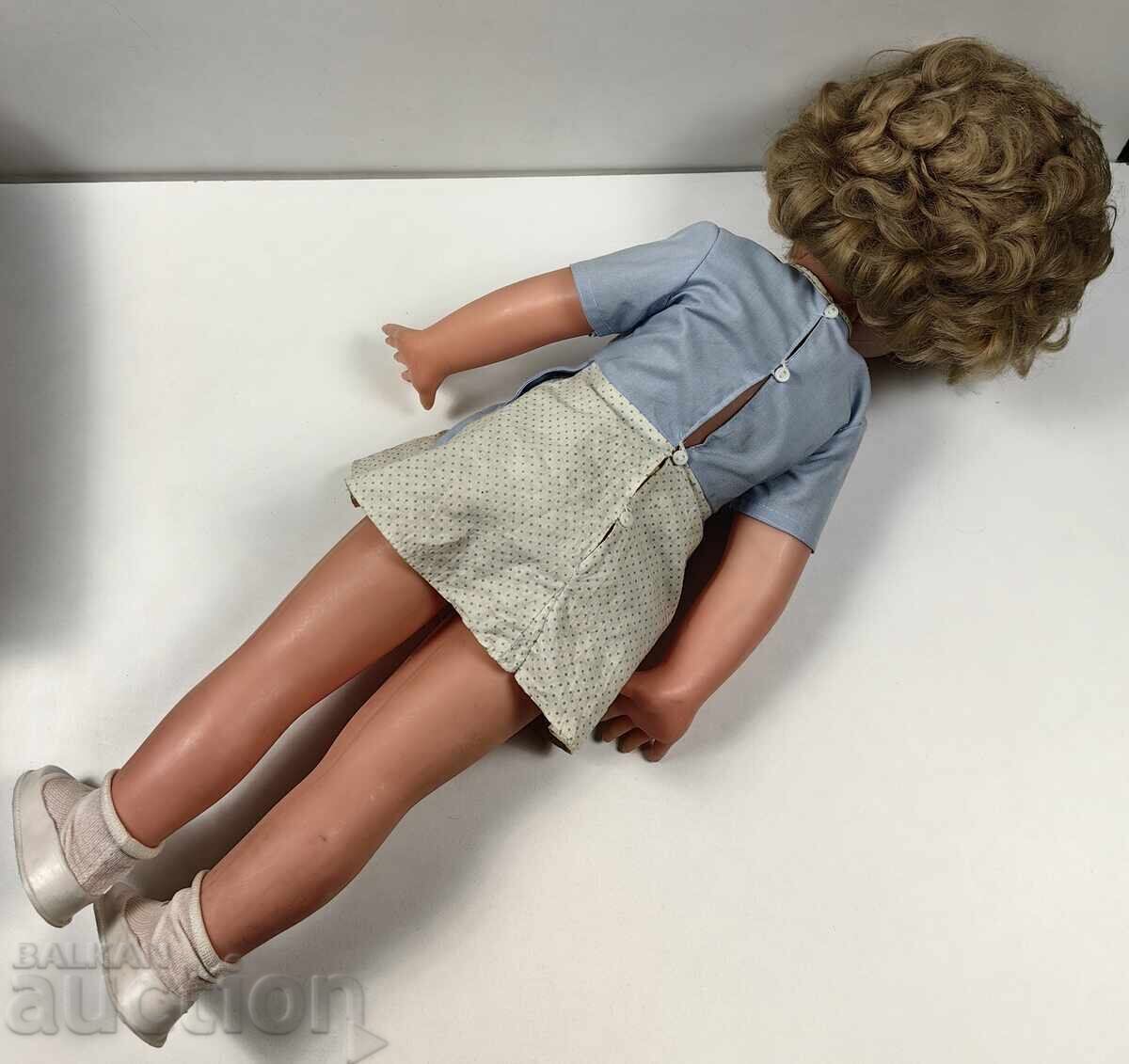 Delivery of VERY LARGE SOCIAL DOLL CLOSING EYES CHILDREN'S TOY