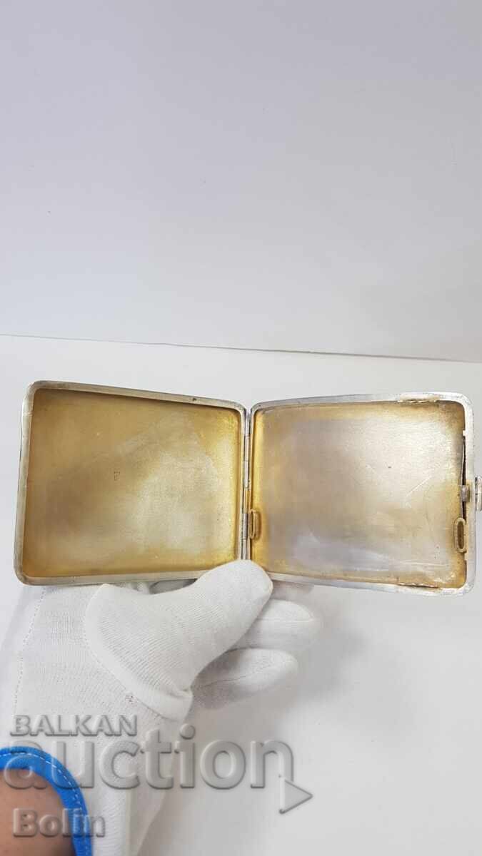 Delivery of Rare silver snuffbox with painted enamel - dogs Delivery of Rare silver snuffbox with painted enamel - dogs