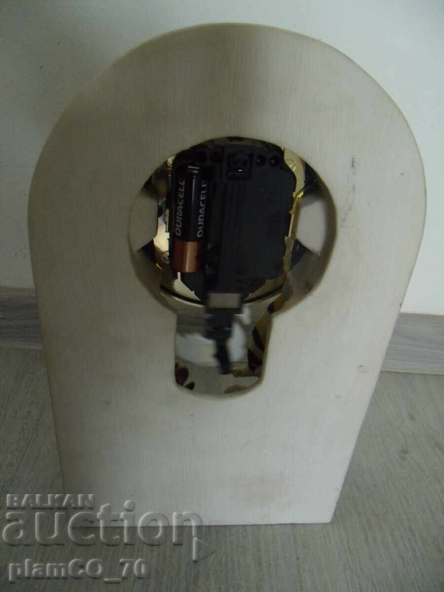 №*8008 παλιό επιτραπέζιο ρολόι - 5