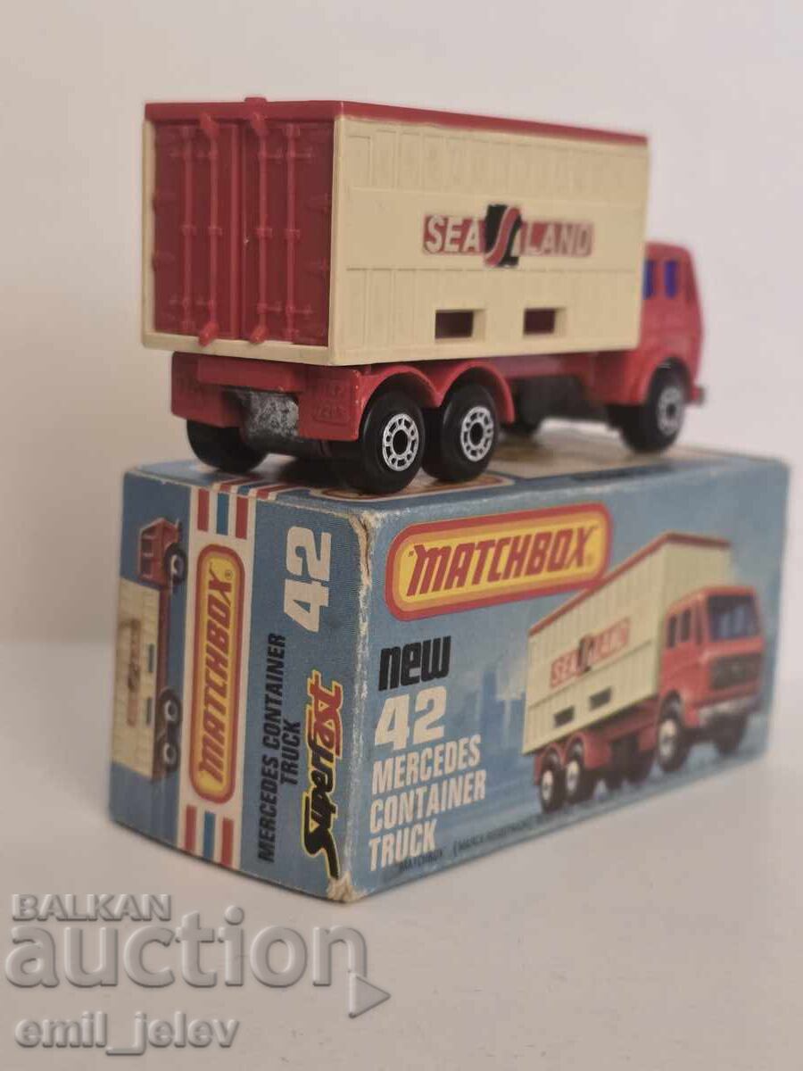Delivery of LESNEY MATCHBOX - 42C Mercedes Container Truck 1977 original box