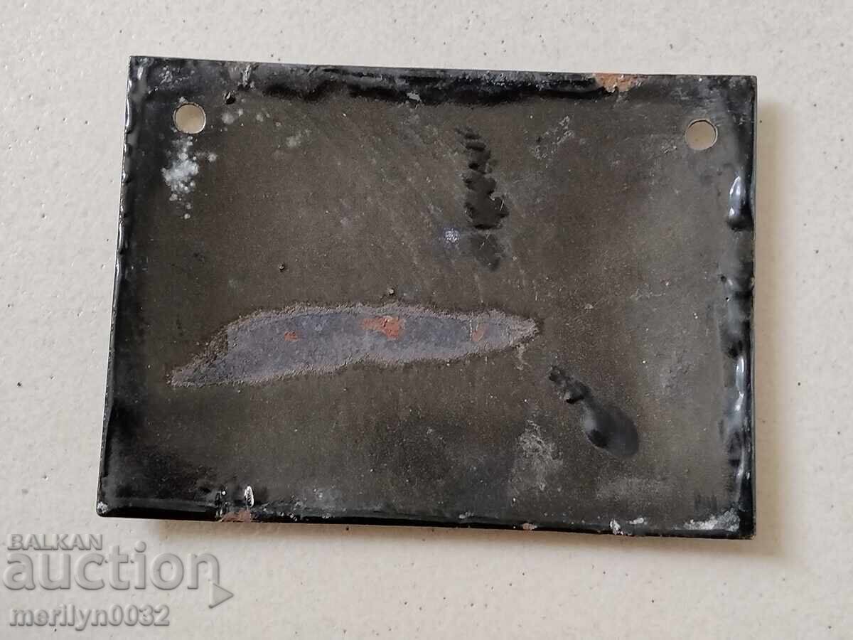 Παράδοση Εσμάλτο κοινωνικό πιάτο, πιάτο