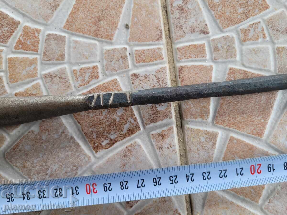 Delivery of Spear, arrow, asagai Delivery of Spear, arrow, asagai