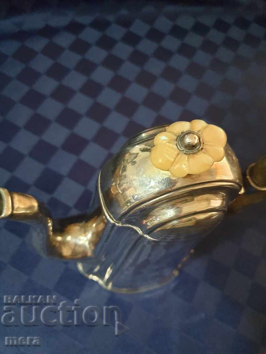 Аукцион Голяма антична посребрена кана