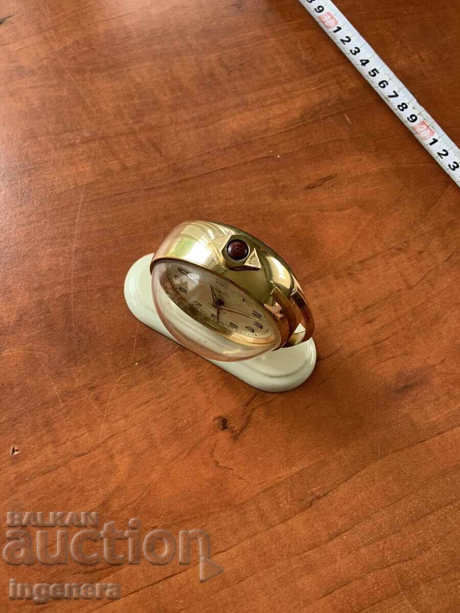 CEAS DE MASĂ "SLAVA" "SLAVA" COSMOS GLOB PAMÂNT LUCREAZĂ cu preț 35.00 BGN | € 17.90