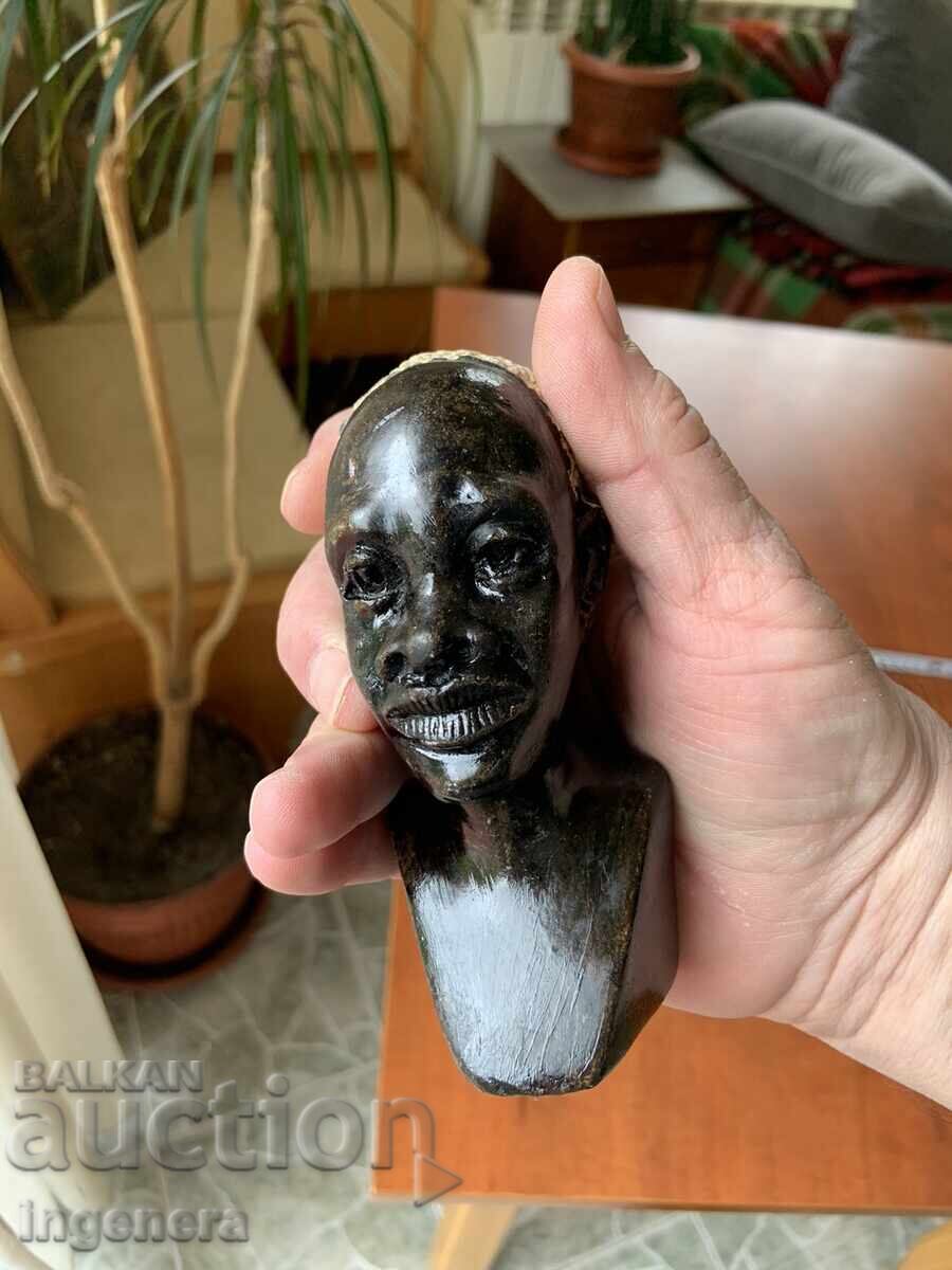 STATUETĂ FIGURĂ SCULPTURĂ PIATRĂ MARMUR GREA MASIVĂ cu preț 25.00 BGN | € 12.78 STATUETĂ FIGURĂ SCULPTURĂ PIATRĂ MARMUR GREA MASIVĂ cu preț 25.00 BGN | € 12.78