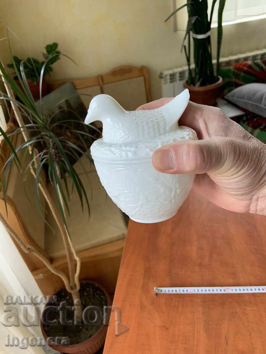 ZAHARNIȚĂ STICLĂ ALB-LAPTE RELIEF ORNAMENTE ARTĂ DE MARCĂ cu preț 67.00 BGN | € 34.26