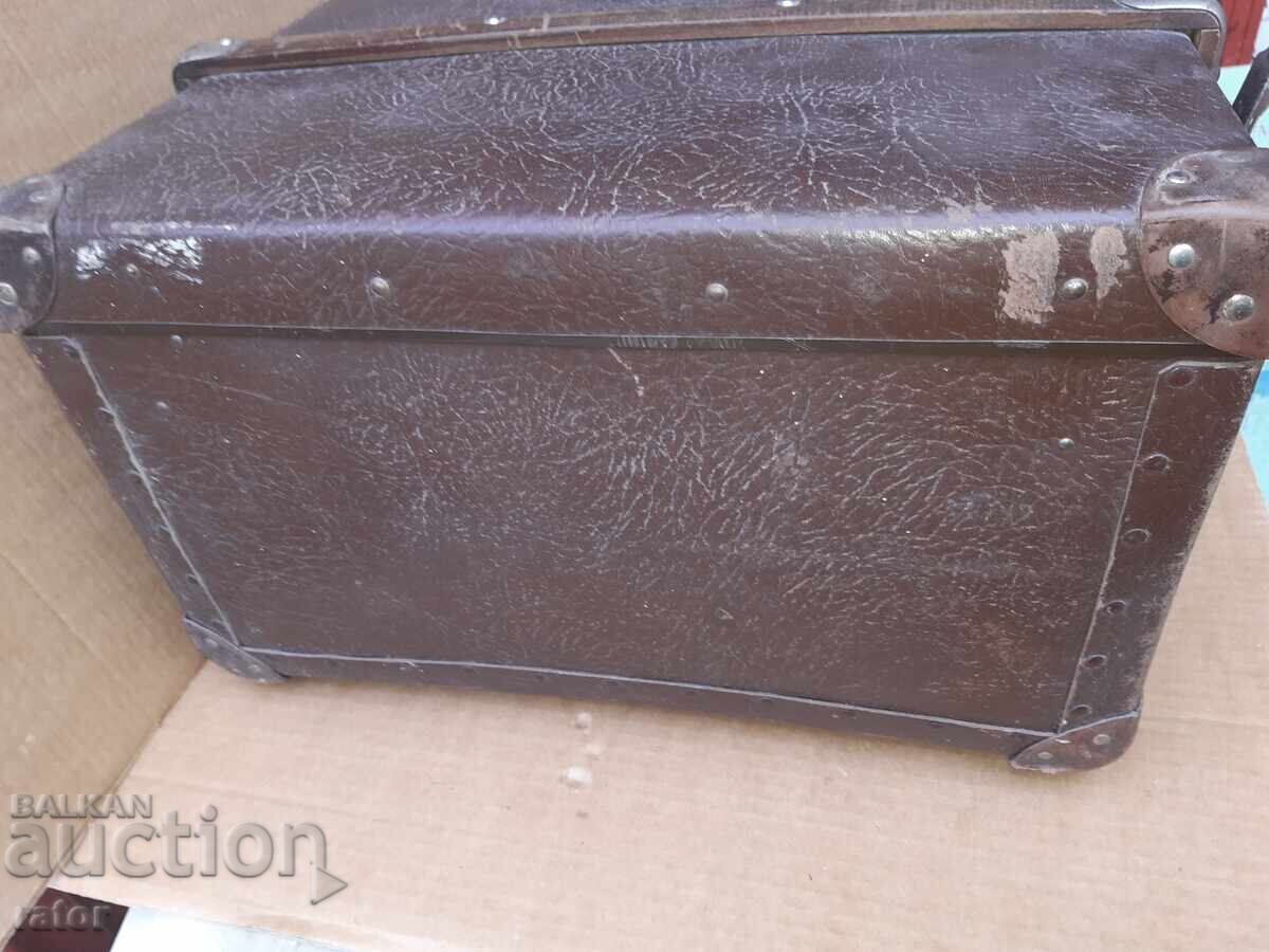 Large, old, beautiful suitcase TOURIST - Kingdom of Bulgaria - 5