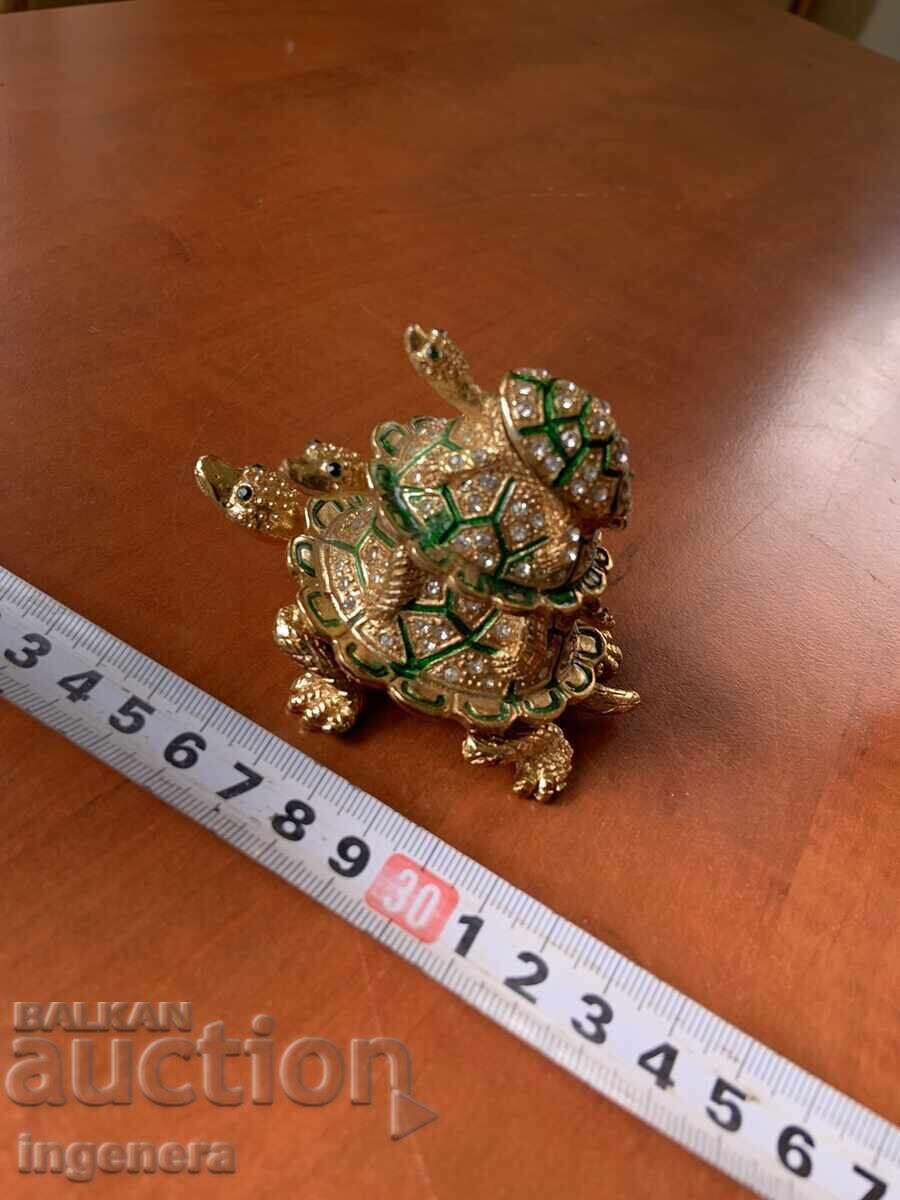 ΣΟΥΒΕΝΙΡ ΚΟΥΤΙ ΚΟΣΤΕΝΟΥΡΚΑ ΤΡΟΪΚΑ ΤΡΙΑ ΕΠΙΠΕΔΑ ΚΑΙΝΟΥΡΓΙΟ ΜΕΤΑΛΛΙΚΟ - 90Χ60MM - 6