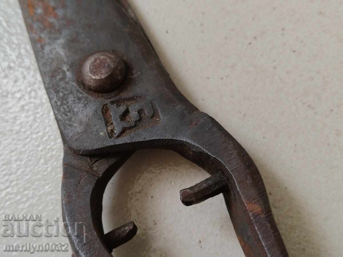 Δημοπρασία Παλιό σφυρήλατο ψαλίδι, σφυρήλατο σίδερο