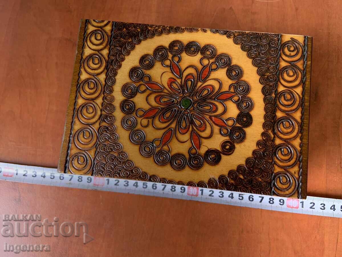 BOX WOOD PYROGRAPH DRAWING ANTIQUE FROM SOCA MOSTRA with price 29.00 BGN | € 14.83