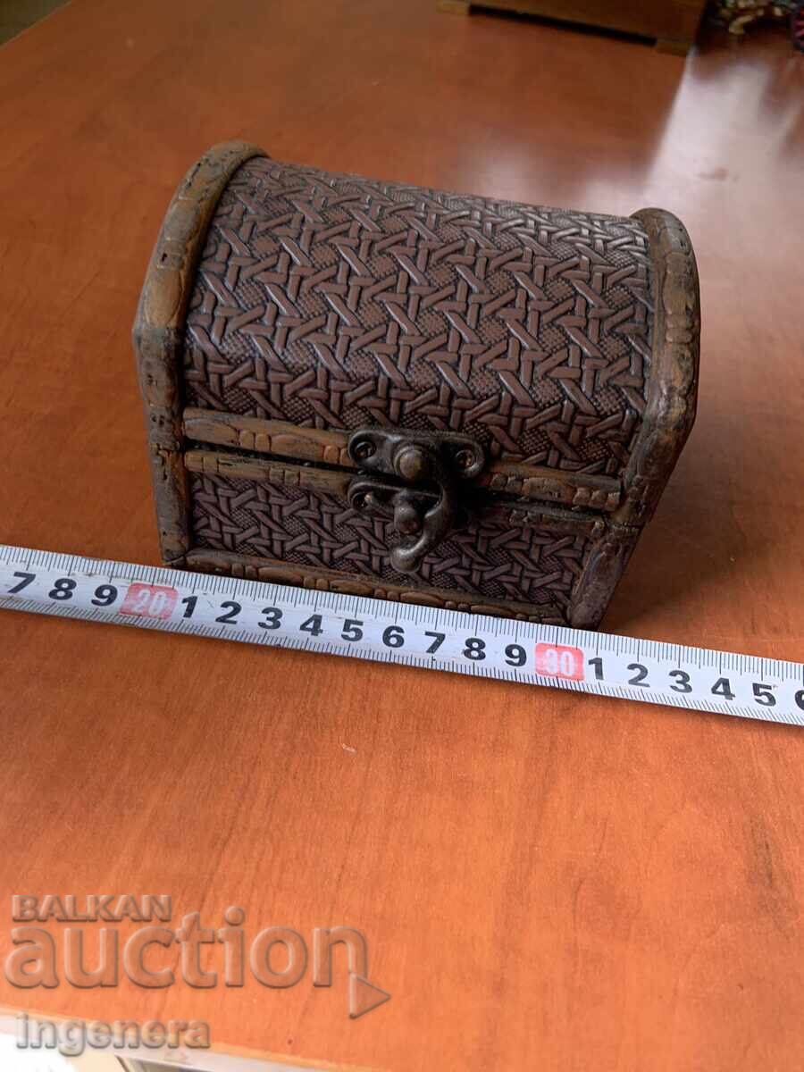 Auction  Wooden Box Jewelry Case