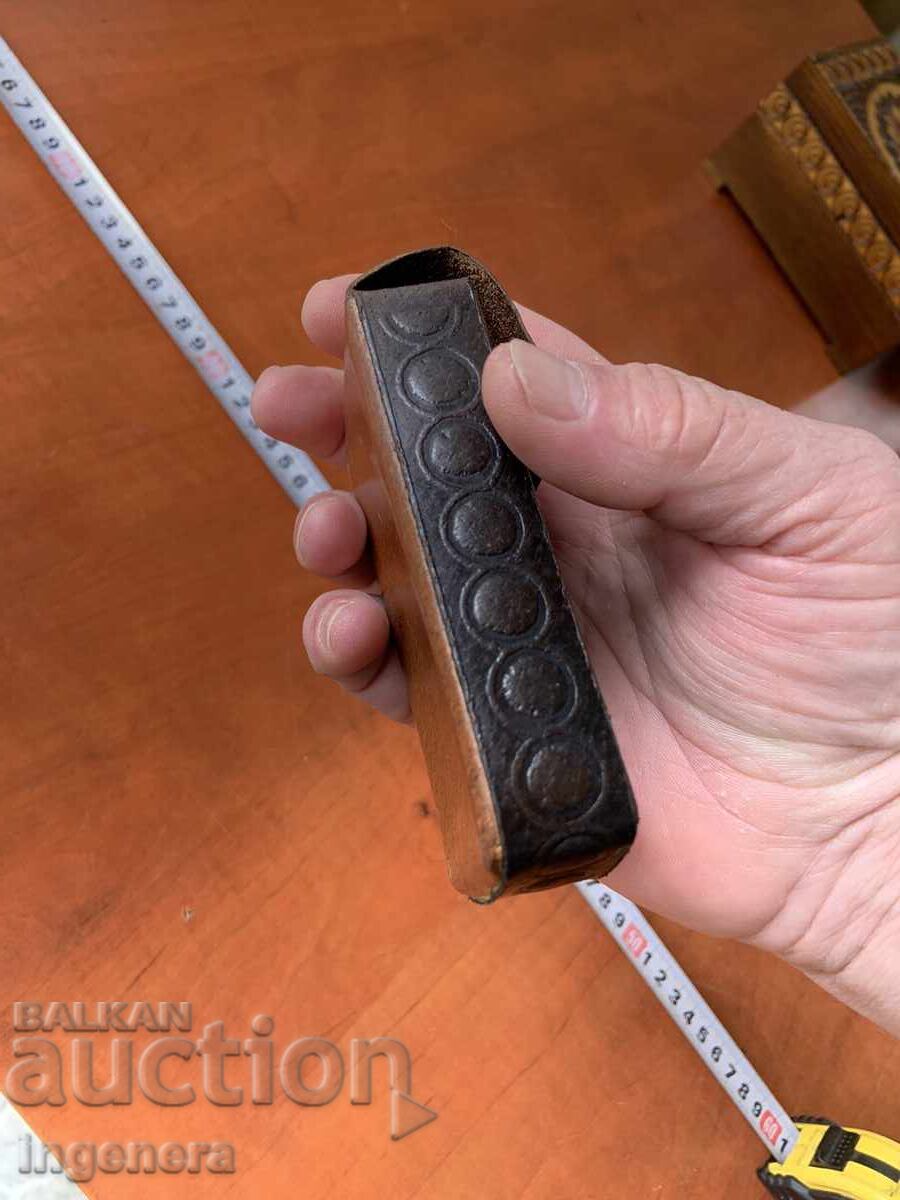 Husa de piele cu stema V. Târnovo - 5