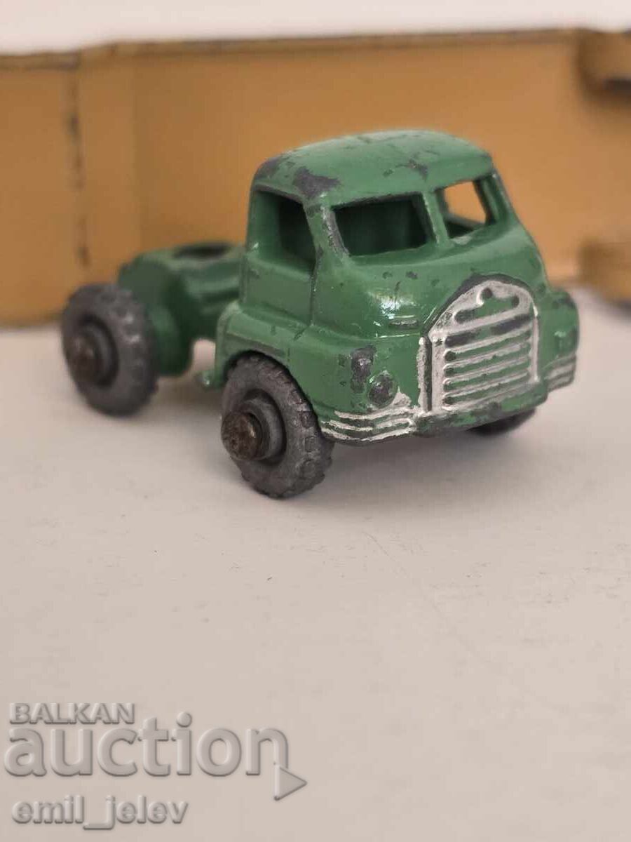 MATCHBOX LESNEY - 27A Low Loader 1956 god - 6 MATCHBOX LESNEY - 27A Low Loader 1956 god - 6