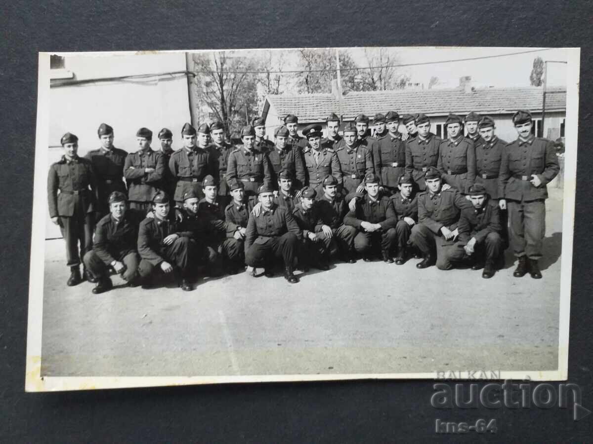 Στρατιωτική φωτογραφία 13/8 εκ