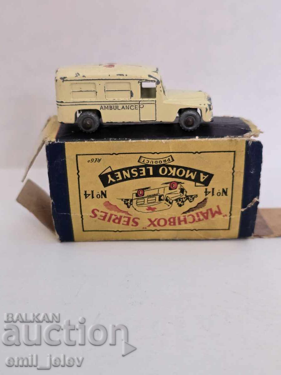 MATCHBOX LESNEY - 14A Ασθενοφόρο 1955 god με τιμή 35.00 BGN | € 17.90