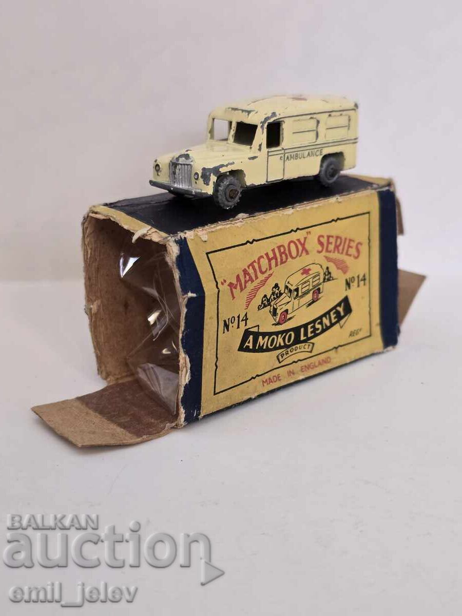 Δημοπρασία MATCHBOX LESNEY - 14A Ασθενοφόρο 1955 god