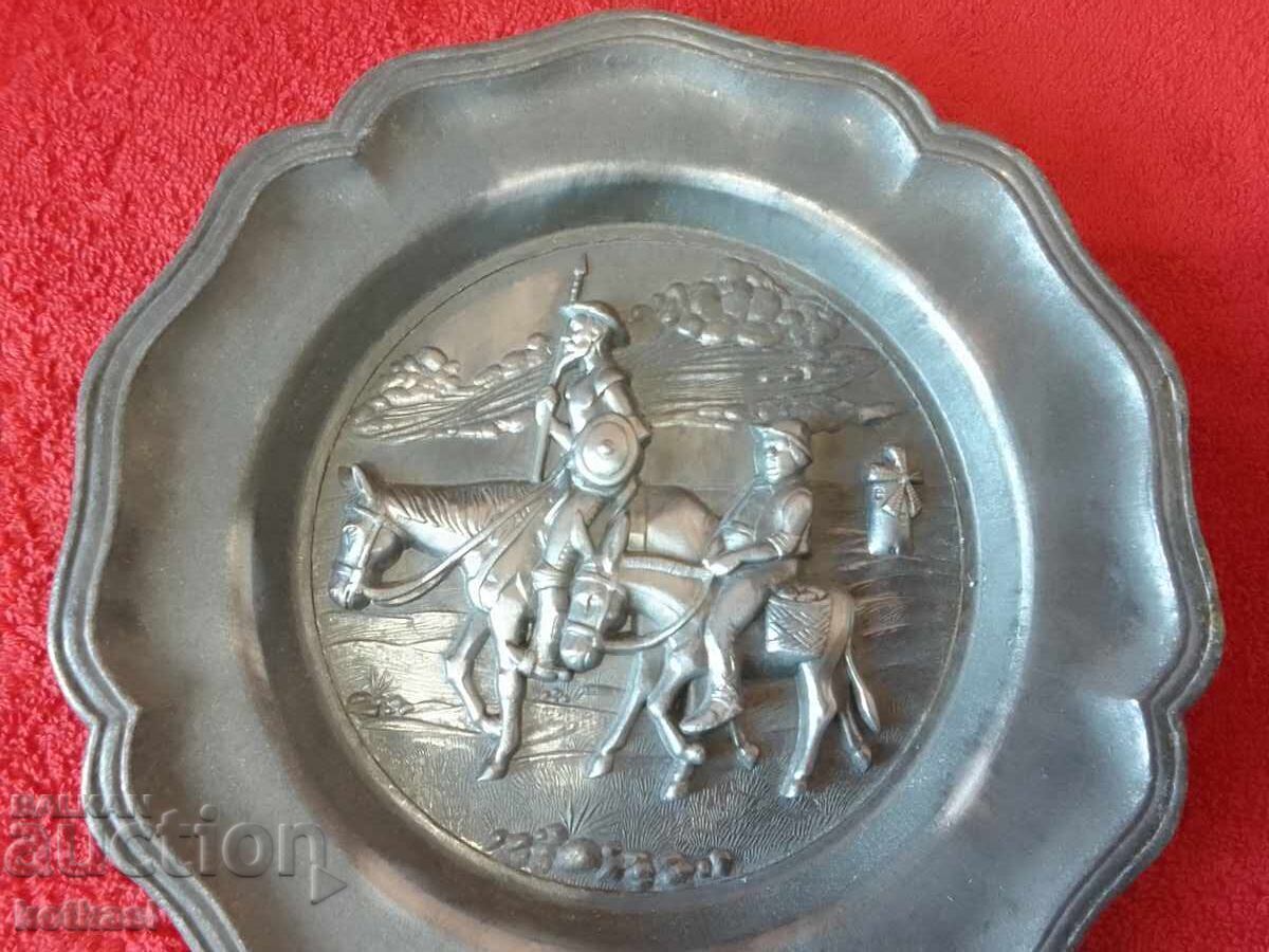 Licitație Farfurie metalică veche Cavaler Spania Don Quijote și Sancho Panza