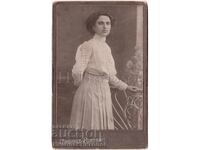 ΠΑΛΙΑ ΦΩΤΟΓΡΑΦΙΑ ΚΑΡΤΟΝ ΜΙΑ ΝΕΑ ΓΥΝΑΙΚΑ ΣΤΟ ΣΤΟΥΝΤΙΟ Δ771