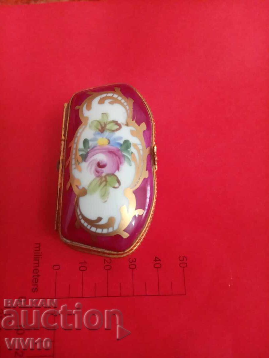 Старинна кутийка за хапчета Limoges